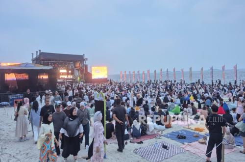 ‘Sunset di Pantai’ Hadirkan Musik, Kreativitas, dan Edukasi Lingkungan