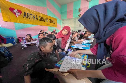 Artha Graha Peduli Gelar Baksos Sekaligus Peringati Hari Anak Nasional 