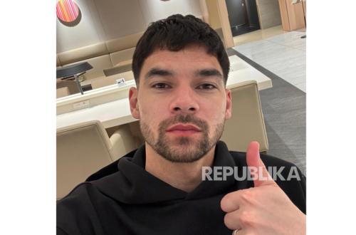 Sandy Walsh dan Luka Menalo Resmi Berseragam Persib Bandung