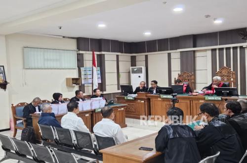 Kasus Korupsi Sritex, Lukminto Bersaudara Dituntut 16 Tahun Penjara