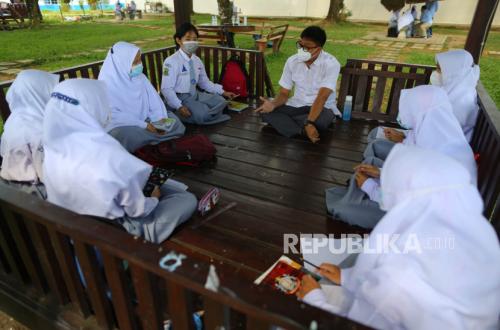 MIND ID Salurkan 5.322 Beasiswa Sepanjang 2025 untuk Bangun Generasi Emas