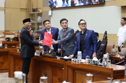 Setujui RUU Polri ke Tingkat II, Ini Beberapa Catatan PDIP  