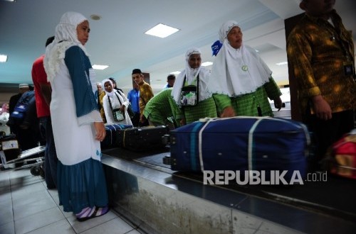 Tegakkan Perlindungan Jamaah, Kemenhaj Blokir Dua Travel Umrah
