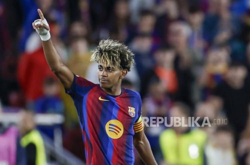 Lamine Yamal shines in Barcelona's win over Feyenoord