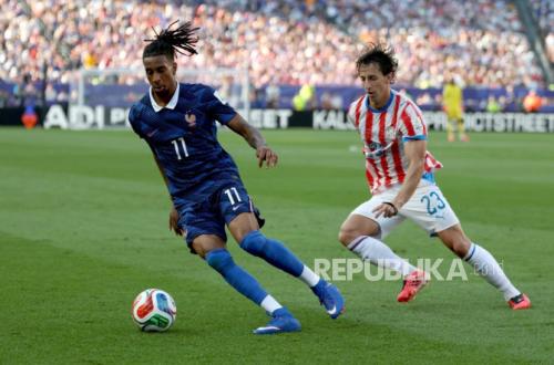Terinspirasi Telepon Trump, Prancis Minta FIFA Batalkan Kartu Kuning Michael Olise