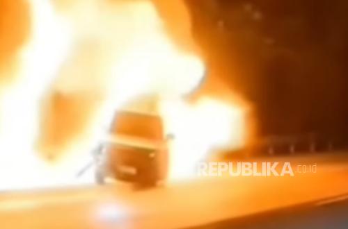 Ini Kata Jetour Indonesia Terkait Terbakarnya Mobil Jetour T2 dalam Kecelakaan di Tol Jagorawi