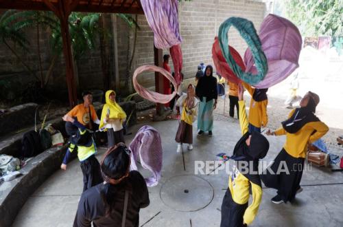 Museum Permainan Tradisional Komunitas Hong di Bandung Direvitalisasi