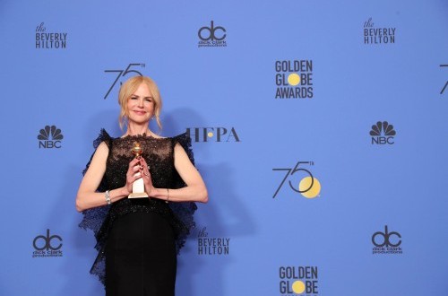 Sandra Bullock dan Nicole Kidman Beri Kejutan di Pemutaran Practical Magic