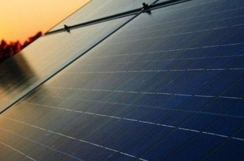 Krisis Energi, Tenaga Surya Jadi Penyelamat Internet Afrika
