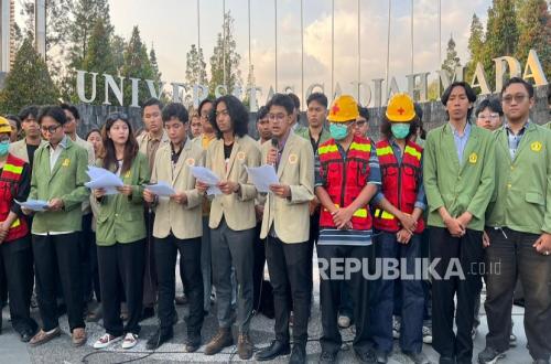 Mahasiswa UGM Bantah Tuduhan Polda DIY Soal Cairan Merica dalam Demo di Simpang Gramedia