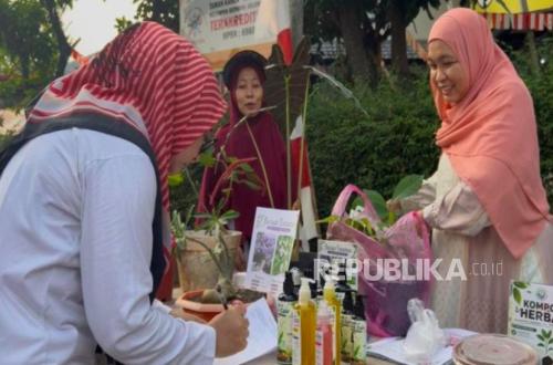 YARSI Sulap Lahan Bekas Tempat Sampah Jadi Sumber Ekonomi