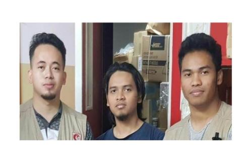 Merci Relawan MER-C: Tiga Relawan Indonesia di Gaza Sehat dan Selamat | Republika Online