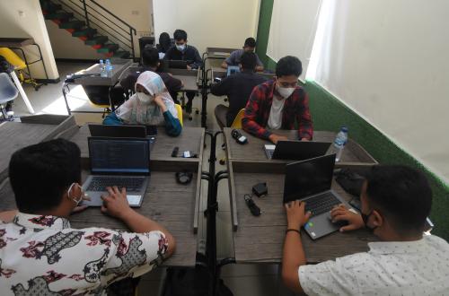 Mengisi Liburan dengan Belajar Coding Program Komputer | Republika Online