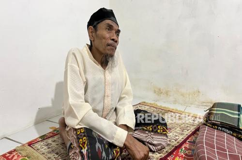 Пенсионер в Yogyakarta попал в высший доходный слой из-за ошибок учета имущества и лишился социальной помощи