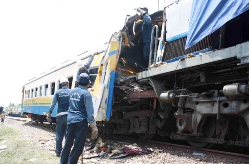 Penyebab Kereta Argo Bromo Tabrak Avanza yang Tewaskan 4 Orang di Grobogan, Mesin Mobil Mati di Rel