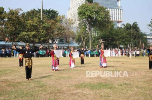 Kolaborasi UKM Silat dan Tari UBSI Meriahkan Upacara HUT RI ke-81 di ITARU