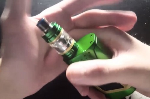 Siapa Bilang Vape tak Berbahaya? Dokter Justru Ungkap Fakta Sebaliknya |  Republika Online