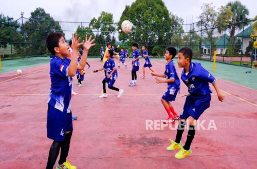 SSB Kolonal Bentuk Karakter Anak Lewat Disiplin dan Sportivitas