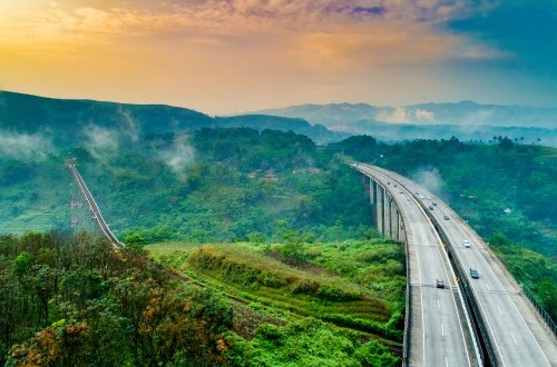 Ahli ITB Soroti Peran Penting Pohon dan Ruang Hijau Sebagai Infrastruktur Alami di Cekungan Bandung