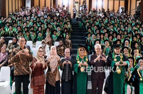 Pasar Kerja Perawat Masih Terbuka Lebar, Lulusan Cepat Diserap Industri