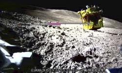 Pendarat di Bulan Jepang Bangun dari Tidur Lunar, Ambil Foto Baru