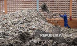 In Picture: TPST Santiong Olah 50 Ton Sampah Menjadi Bahan Bakar Alternatif RDF