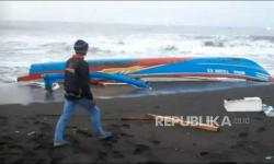 In Picture: BMKG Keluarkan Peringatan Gelombang Laut Hingga 4 Meter di Bali
