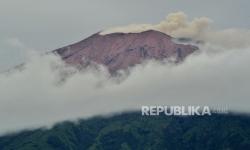 Gunung Kerinci Erupsi Lebih dari Satu Jam, Abu Vulkanik Capai 200 Meter