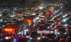 In Picture: Tiada Hari tanpa Macet di Jalan TB Simatupang Jakarta