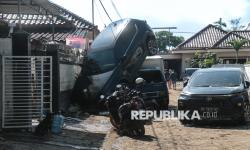 In Picture: Dampak Kerusakan Akibat Banjir Bandang di Mataram