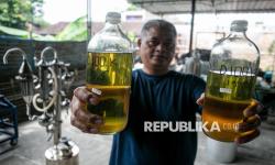 In Picture: Warga Sukoharjo Sulap Sampah Plastik Jadi BBM Alternatif