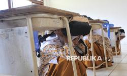 In Picture: Ratusan Siswa di Aceh Ikuti Simulasi Bencana Gempa dan Tsunami 