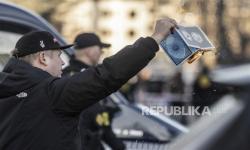 In Picture: Lebih dari 50 Persen Warga Swedia Dukung Larangan Pembakaran Alquran