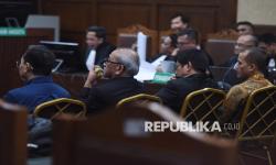 In Picture: Empat Terdakwa Korupsi Pengadaan Lahan Rorotan Jalani Sidang Perdana