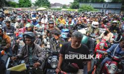 Jelang Pemutihan Berakhir Setiap Hari Ribuan Wajib Pajak Datangi Samsat, Bapenda: Siap Bekerja Keras