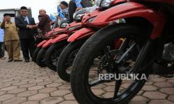 In Picture: Sepeda Motor untuk Operasional Imam Masjid di Aceh Barat