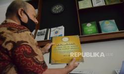 Sejarah Alquran Braille di Indonesia: Dari Mushaf Hingga Iqra