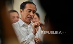 Jokowi Duga Pabrik Sepatu Bata Tutup Karena Kalah Saing
