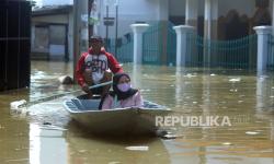 Prakiraan Cuaca Hari Ini: Beberapa Kota besar Dilanda Hujan lebat Disertai Petir