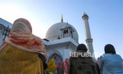 In Picture: Keputusan MA: Masjid Abad ke-17 di India akan Diperiksa Apakah Dibangun di Atas Kuil Hindu