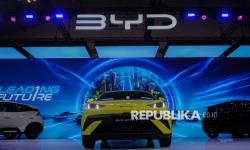 Teknologi AR Canggih Sambut Pengunjung, Rasakan Sensasi Jadi Iron Man di Booth BYD GIIAS 2025