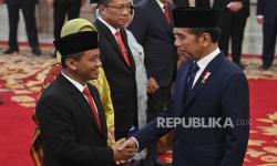 Balas Tuduhan Hasto, Bahlil Pasang Badan: Saya yang Minta Pilpres Ditunda, <em>Sok</em> Tahu Juga!