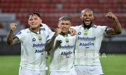David da Silva <em>Hattrick</em>, Persib Bandung Hajar Persebaya, 3-1