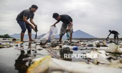 Ilmuwan Jepang Ciptakan Plastik yang Terurai dalam Hitungan Jam