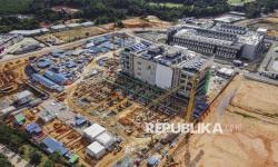 Foto udara pembangunan pusat data (data center) di Kawasan Ekonomi Khusus (KEK) Nongsa Digital Park, Batam, Kepulauan Riau, Selasa (16/6/2026). Badan Pengusahaan (BP) Batam mencatat total nilai investasi industri pusat data di wilayah tersebut telah menembus angka lebih dari Rp120 triliun hingga pertengahan tahun 2026 yang bersumber dari sembilan proyek pusat data sebagai hub teknologi global baru dan pusat konektivitas data utama di Asia Tenggara. 