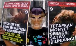 In Picture: Koalisi Primates Fight Back Gelar Aksi Tolak Eksploitasi Hewan