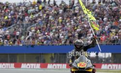 Pembalap dari Tim MotoGP Milik Valentino Rossi Berhasil Sabet Pole Position GP Thailand