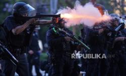 Los Angeles Masih Genting, Ratusan Marinir AS Diterjunkan