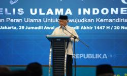 Ketua Umum Majelis Ulama Indonesia (MUI) KH Anwar Iskandar saat pembukaan Musyawarah Nasional (Munas) XI MUI di Ancol, Jakarta Utara, Kamis (20/11/2025).
