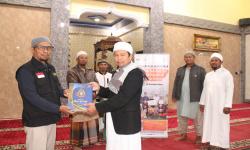 BMH Distribusikan Alquran dan Iqro’ untuk Warga Desa Saribudolok